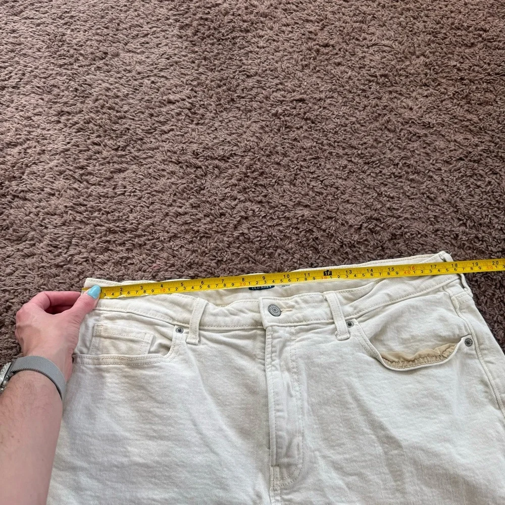 Old Navy O.G. Denim Shorts Beige Cream High Rise Size 16 - Picture 6 of 9